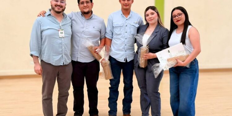 Estudiantes de la UAT ganan premio nacional con CHUDBI, sistema contable basado en Inteligencia Artificial