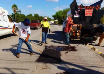 Refuerza Gobierno de Victoria trabajos de bacheo tras lluvias.